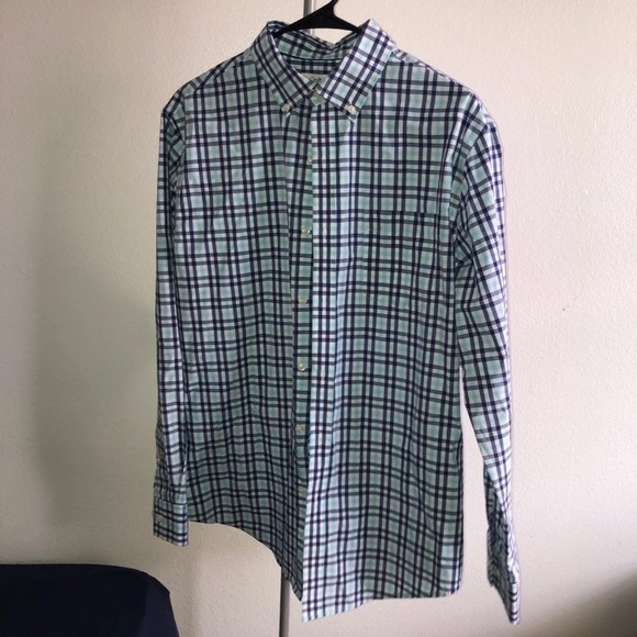 3 for $10 Croft and Barrow Men’s Button Up - Picture 2 of 3